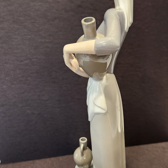 Lladro girl with jugs - Picture 2 of 8